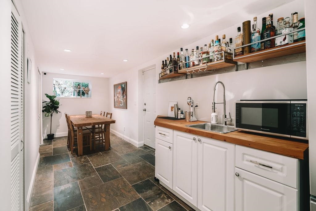 Outdoor Kitchen Photo of 816 Ladner Street, New Westminster, BC