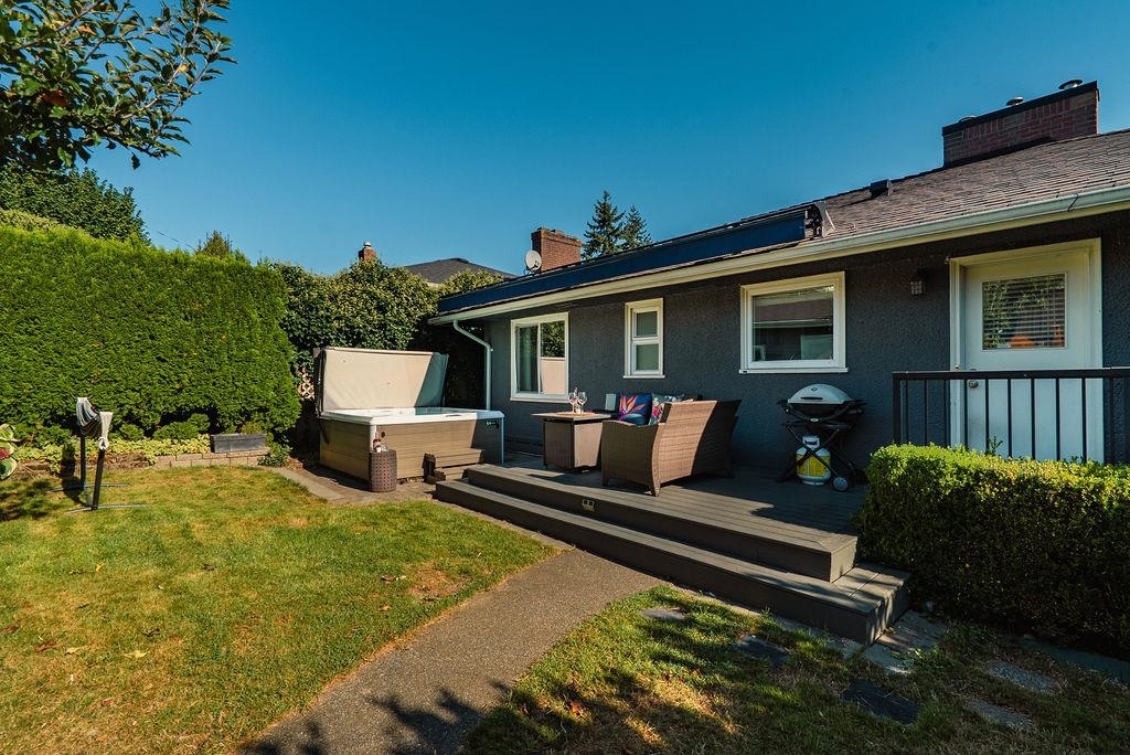 Outdoor Patio Photo of 816 Ladner Street, New Westminster, BC