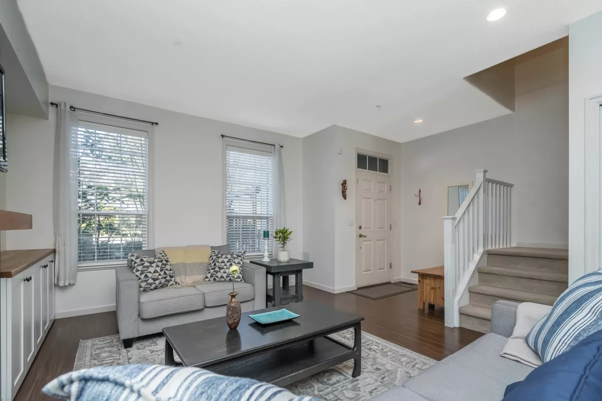 Dining Area Photo of 20854 72 Avenue, Langley, BC