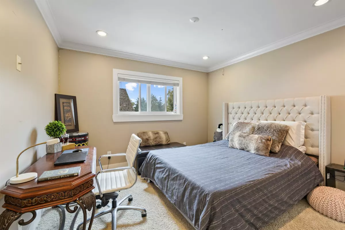 Garage Interior Photo of 3648 Elgin Road, Surrey, BC