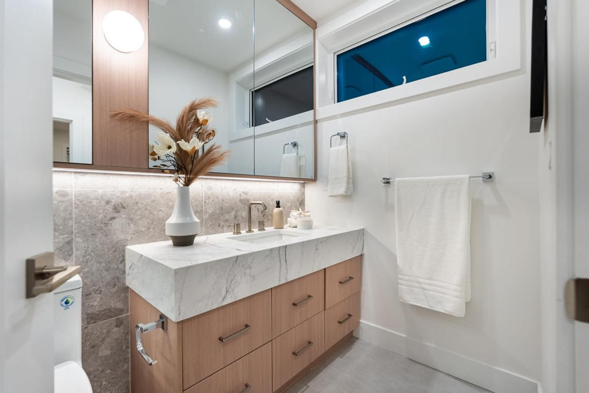 Bedroom 3 Photo of 1 5355 Inverness Street, Vancouver, BC