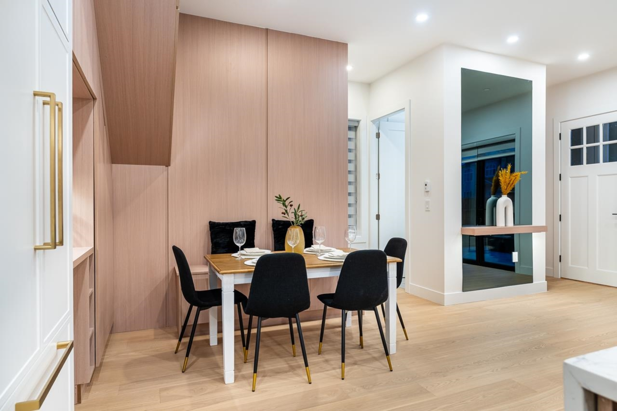 Breakfast Nook Photo of 1 5355 Inverness Street, Vancouver, BC