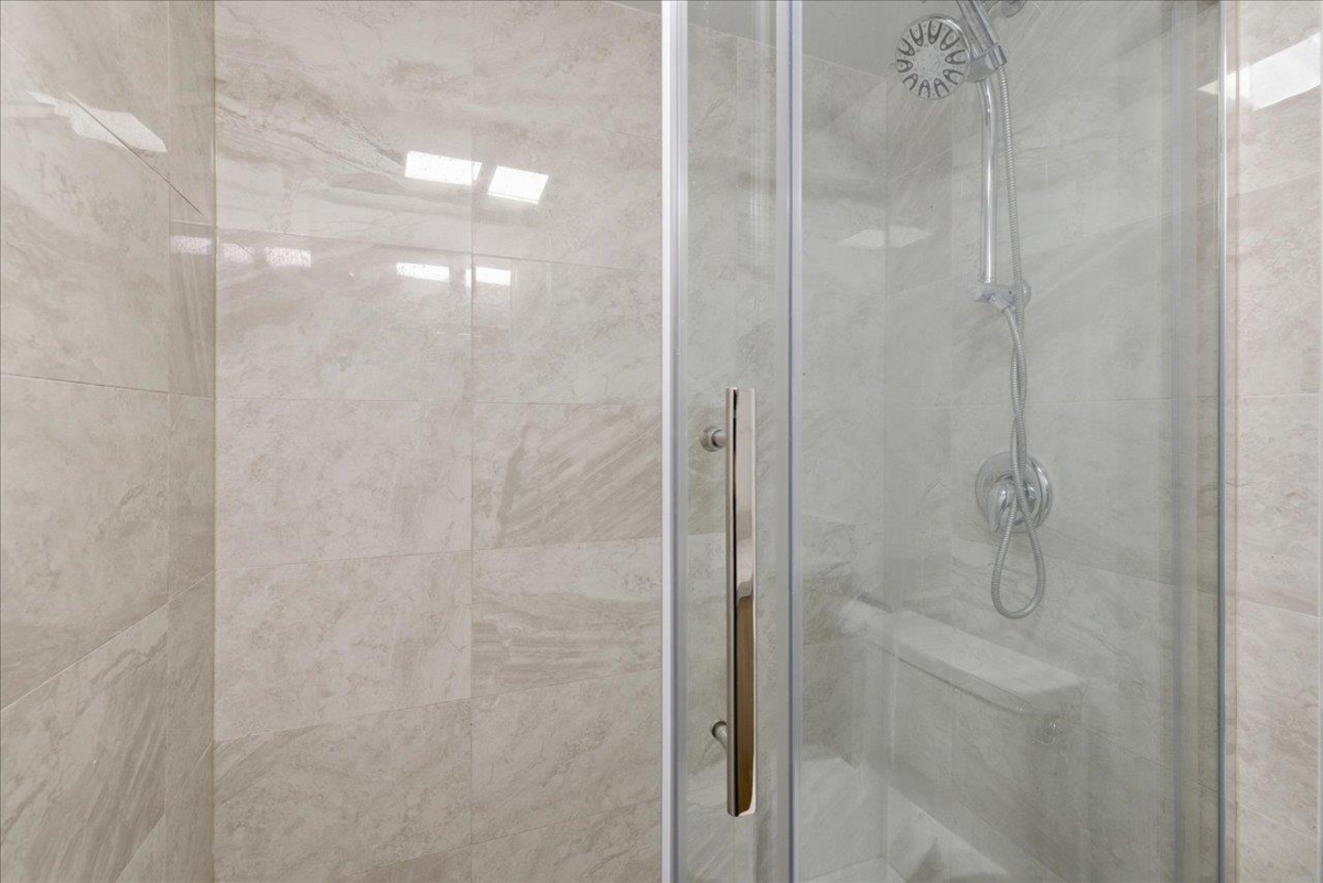 Laundry Room Photo of 1608 1251 Cardero Street, Vancouver, BC