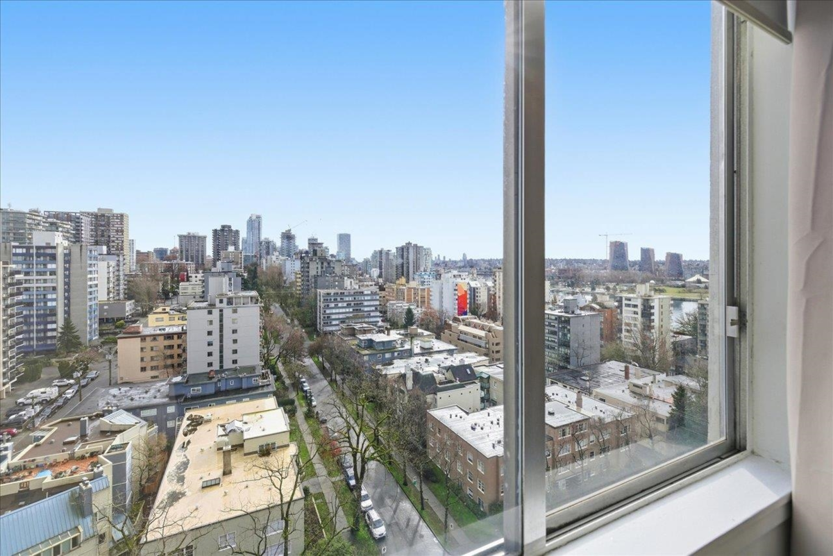 Loft / Bonus Room Photo of 1608 1251 Cardero Street, Vancouver, BC