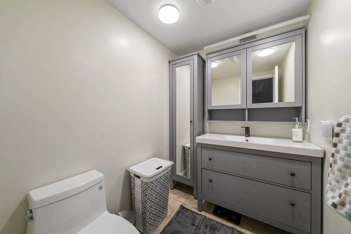 Bedroom 4 Photo of 201 444 E 6th Avenue, Vancouver, BC