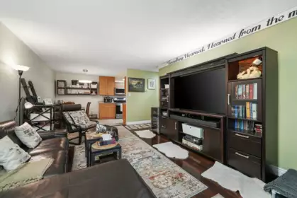 201 444 E 6th Avenue, Vancouver, BC