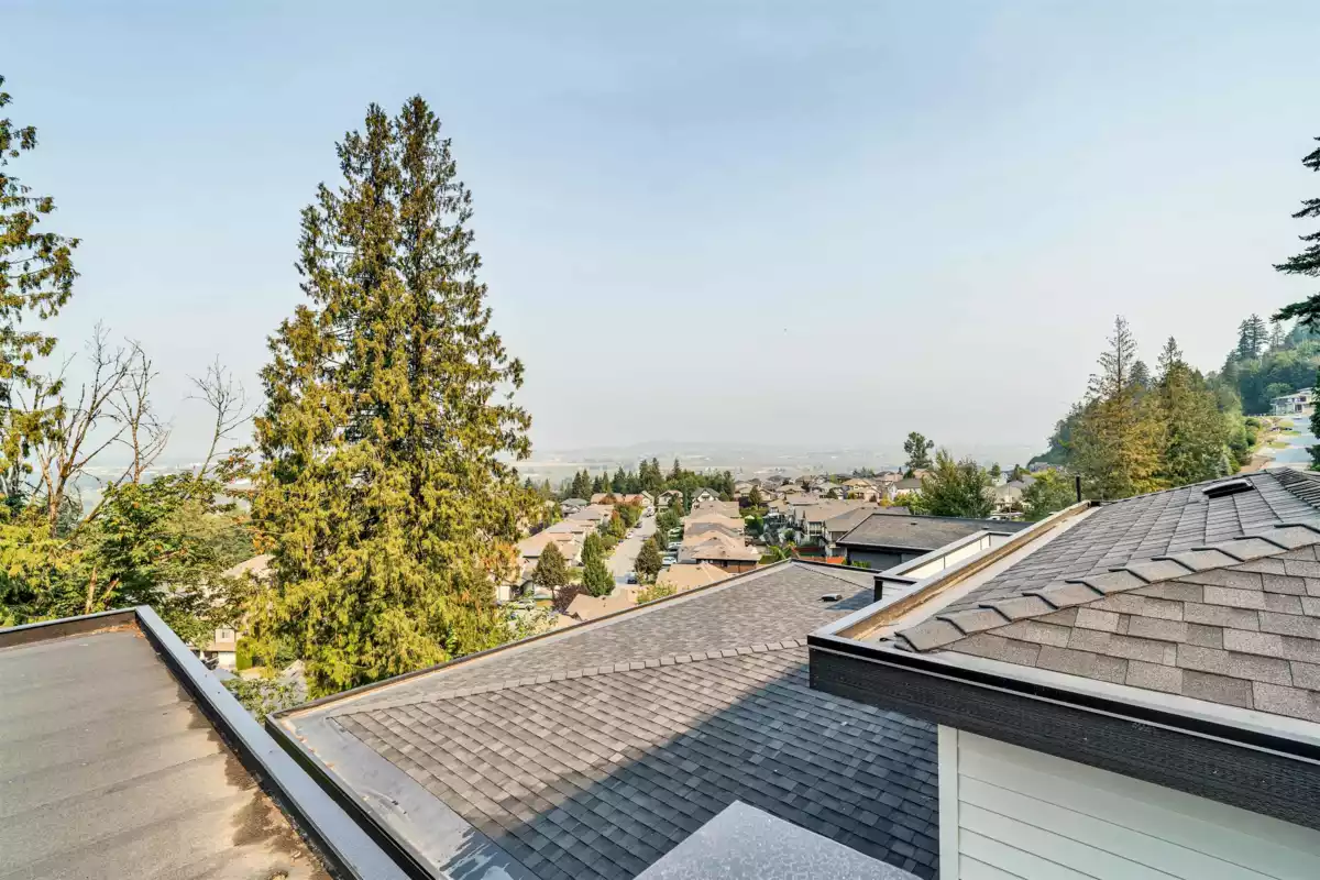 Basement Recreation Room Photo of 4 5988 Lindeman Street, Chilliwack, BC