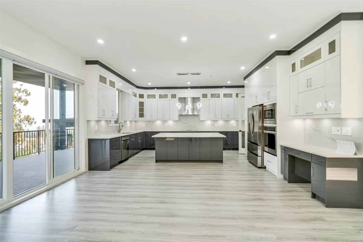 Primary Bathroom Photo of 4 5988 Lindeman Street, Chilliwack, BC