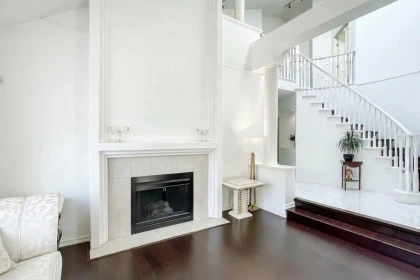 Breakfast Nook Photo of 1476 Lansdowne Drive, Coquitlam, BC