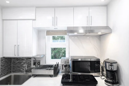 Kitchen Photo of 1476 Lansdowne Drive, Coquitlam, BC