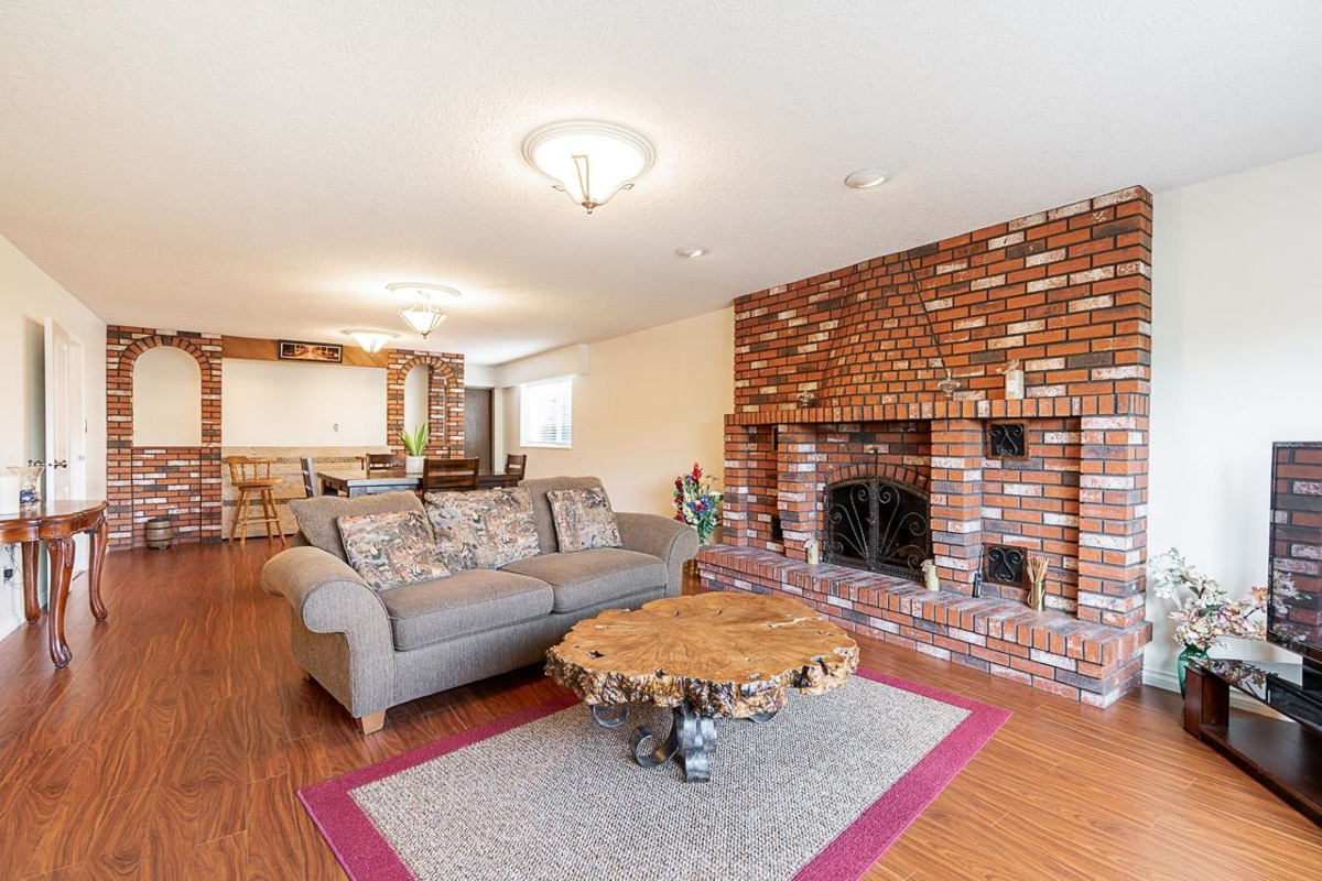 Basement Recreation Room Photo of 1817 Edinburgh Street, New Westminster, BC