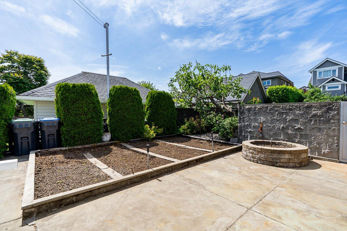 Community Amenities Photo (Clubhouse) of 1817 Edinburgh Street, New Westminster, BC