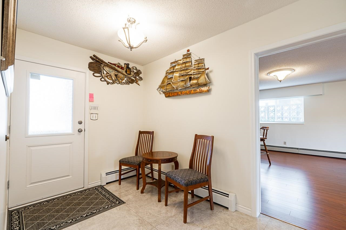 Front Yard Photo of 1817 Edinburgh Street, New Westminster, BC