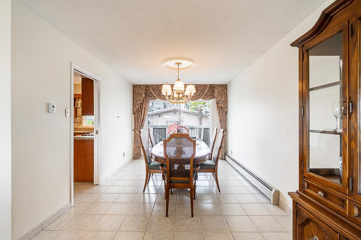 Kitchen Photo of 1817 Edinburgh Street, New Westminster, BC