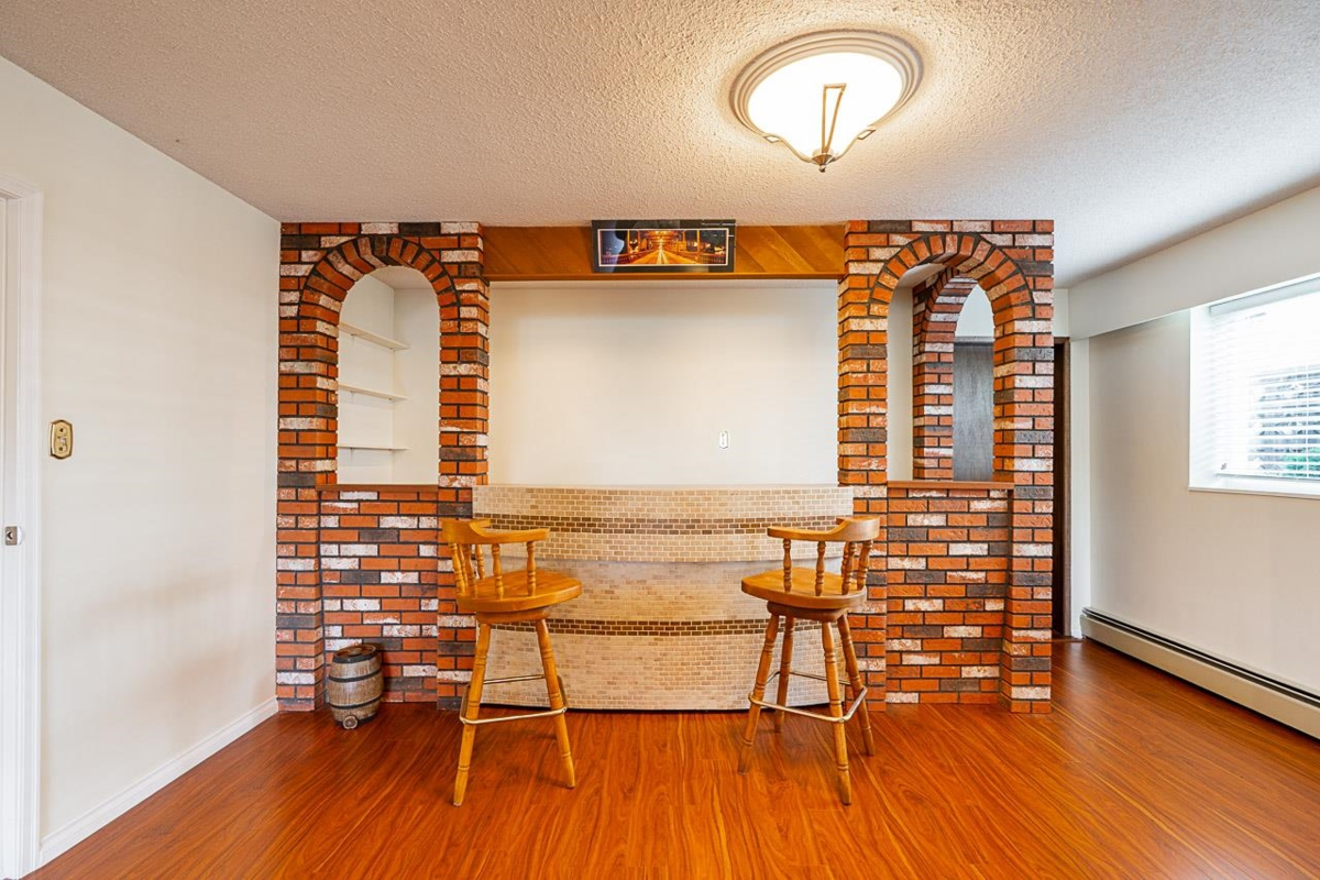 Mudroom Photo of 1817 Edinburgh Street, New Westminster, BC