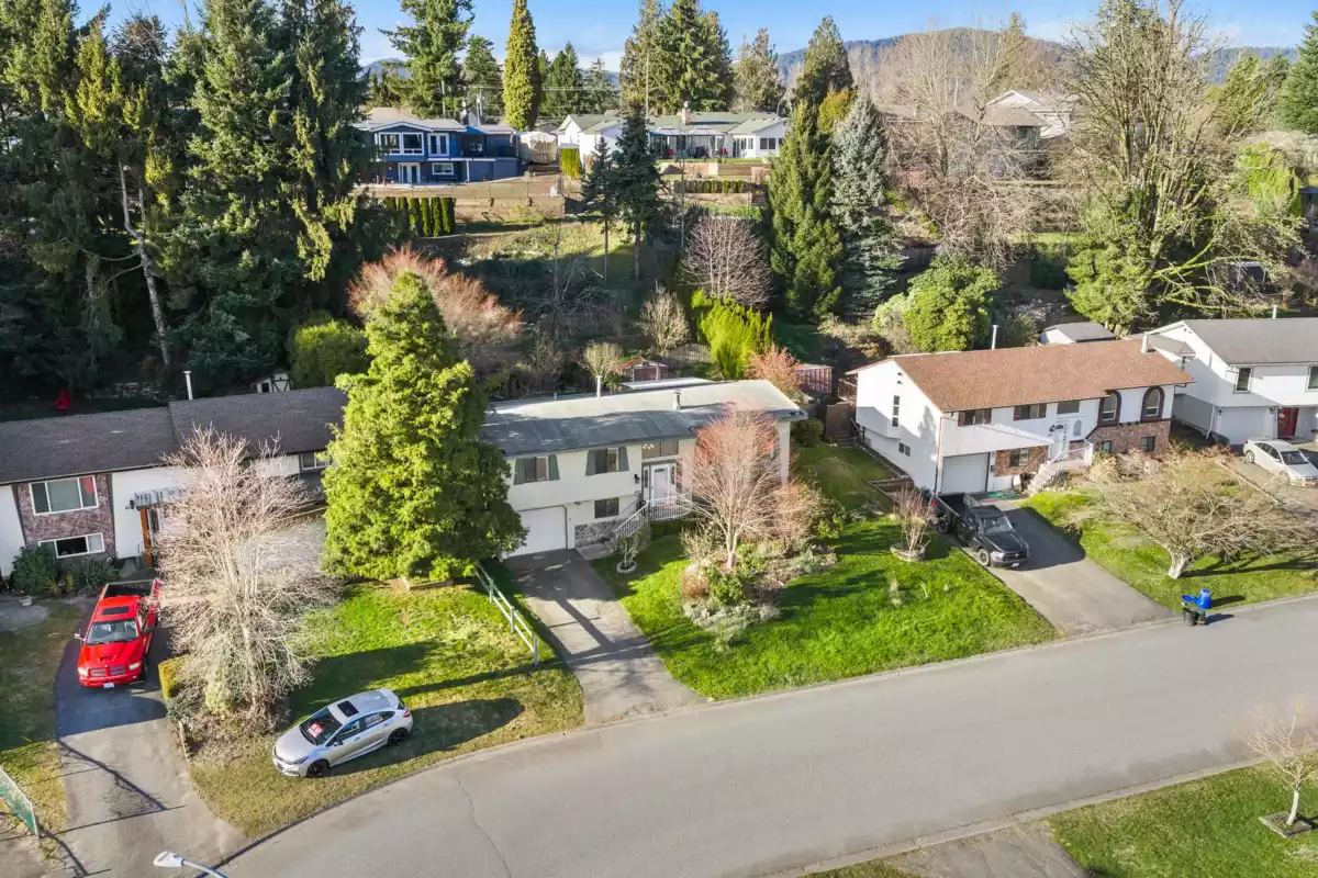 Living Room Photo of 8317 Blueberry Drive, Mission, BC
