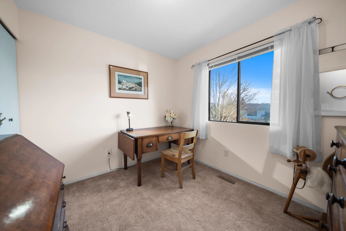 Powder Room Photo of 8317 Blueberry Drive, Mission, BC