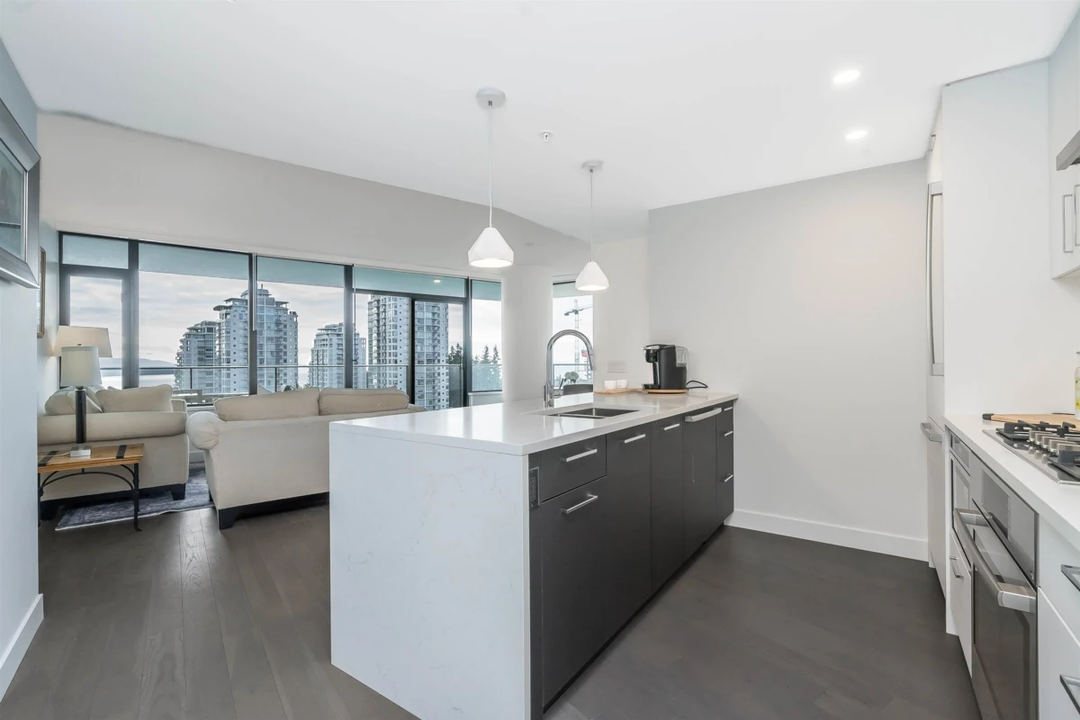 Primary Bedroom Photo of 908 1588 Johnston Road, White Rock, BC