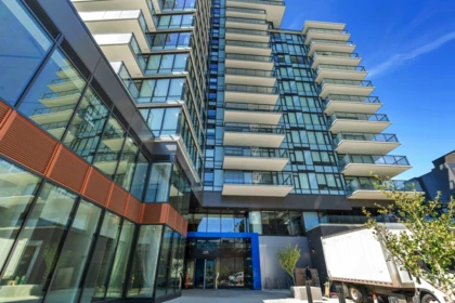 908 1588 Johnston Road, White Rock, BC