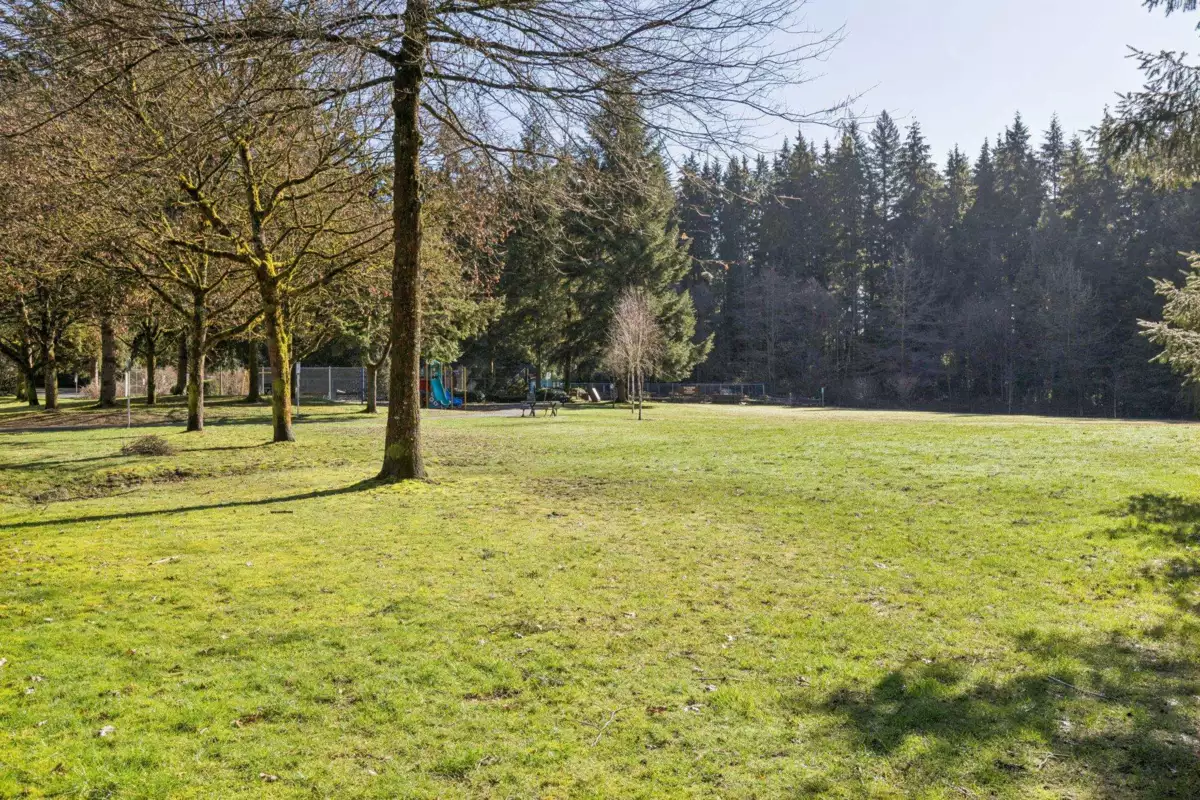 Outdoor Deck Photo of 875 Porteau Place, North Vancouver, BC