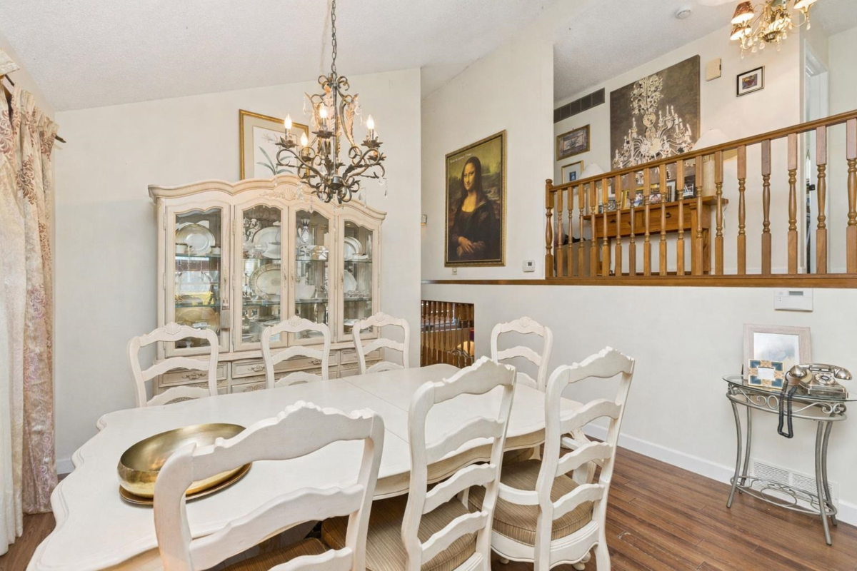 Pantry Photo of 875 Porteau Place, North Vancouver, BC