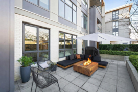 116 747 E 3rd Street, North Vancouver, BC