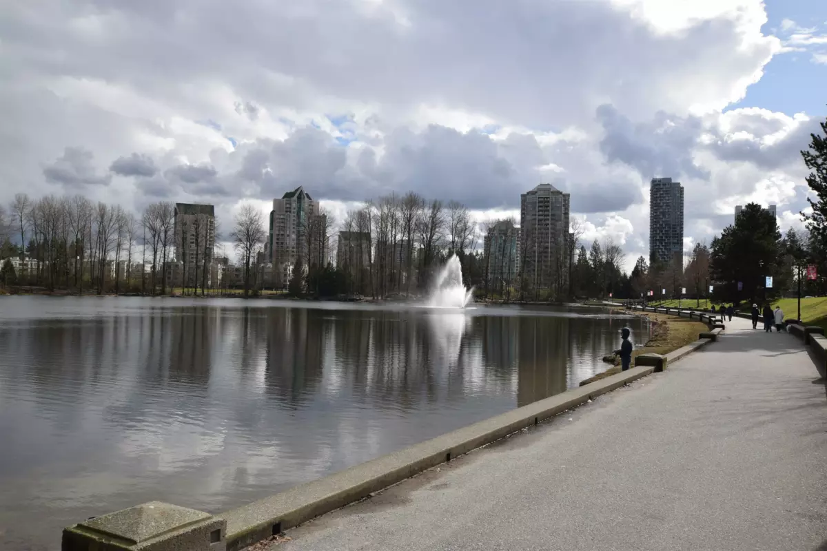 Mudroom Photo of 1105 1180 Pinetree Way, Coquitlam, BC