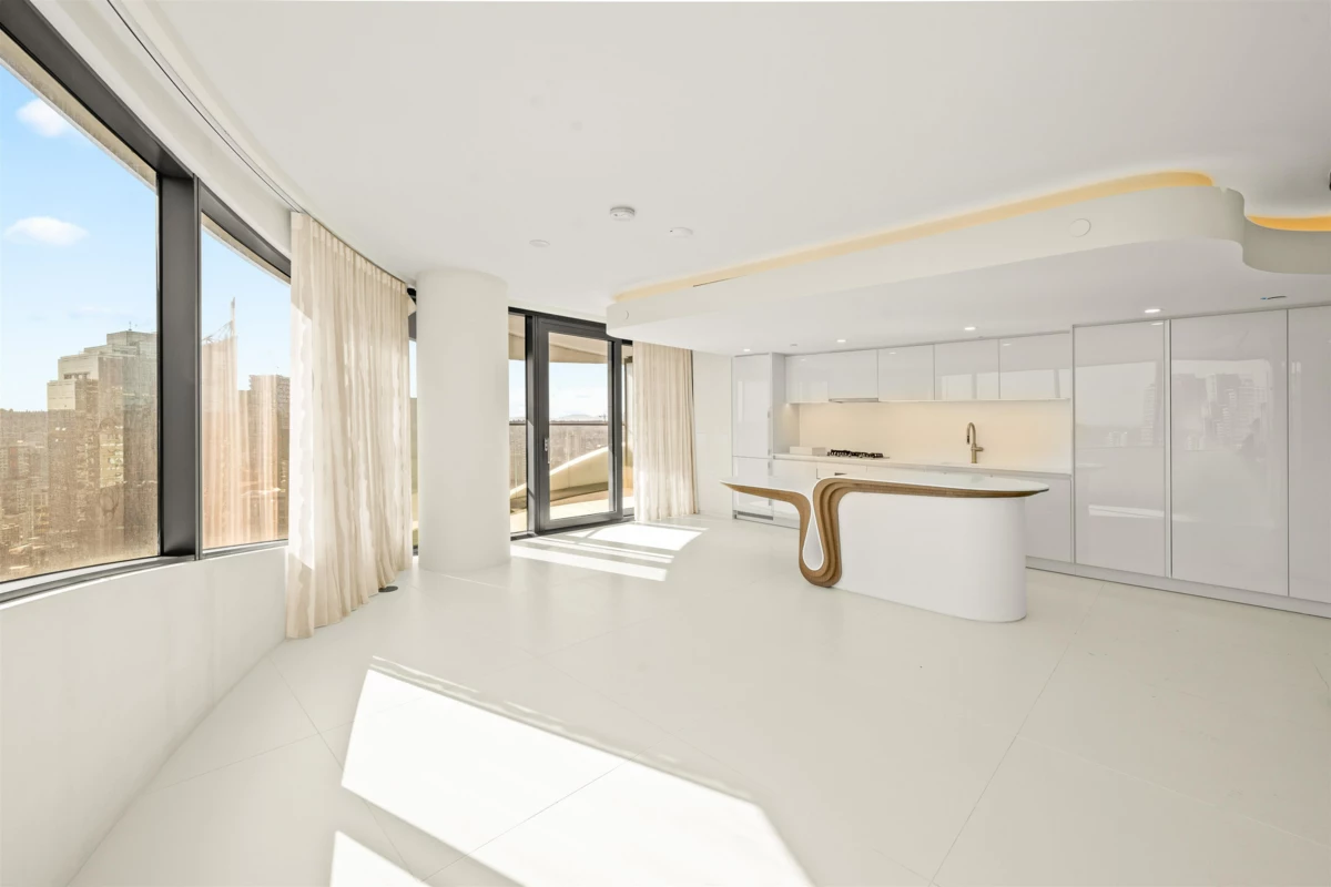 Dining Area Photo of 2602 1033 Nelson Street, Vancouver, BC