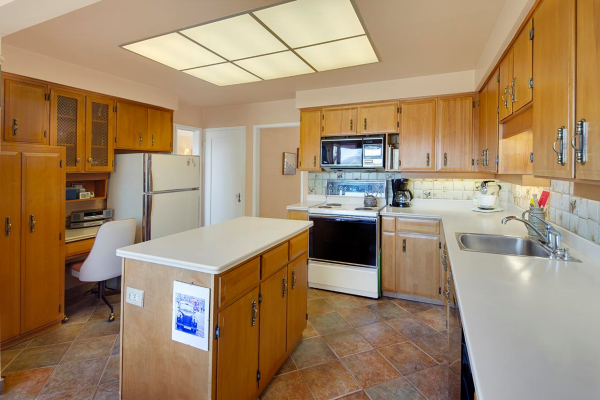 Garage Interior Photo of 3657 W 14th Avenue, Vancouver, BC
