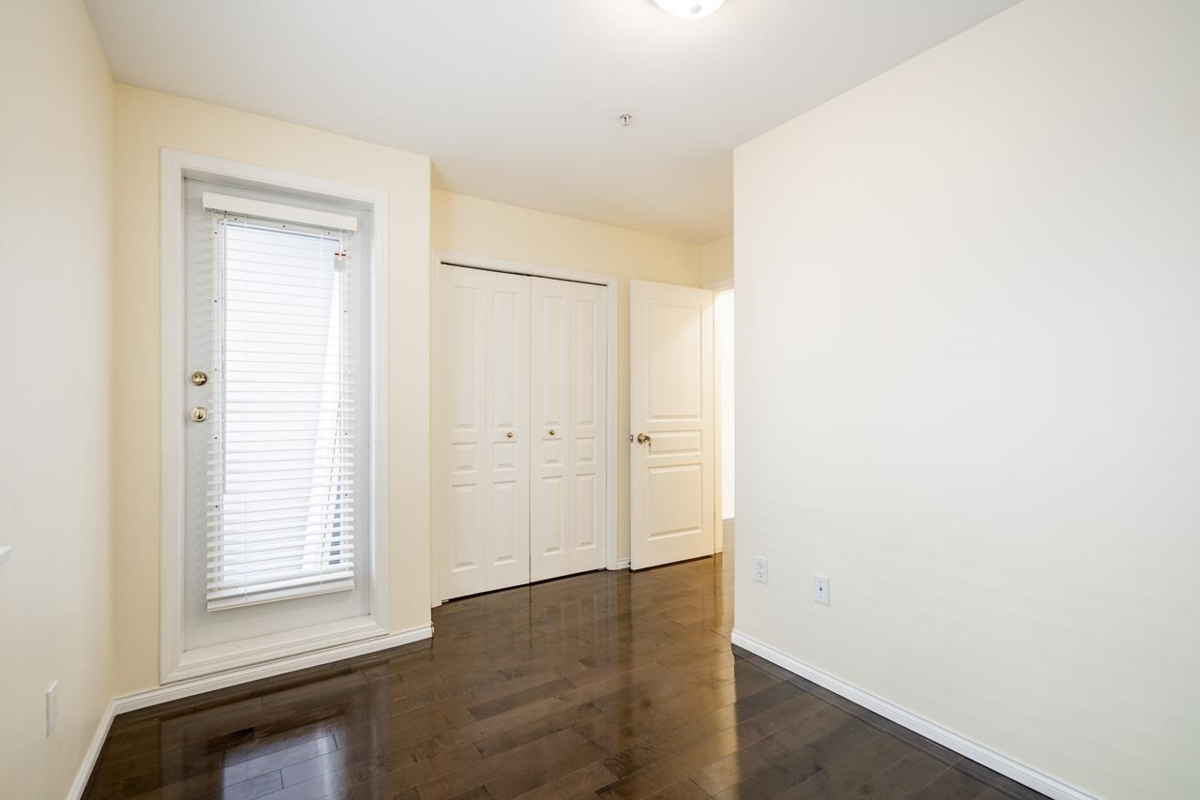 Fitness Center Photo Near 103 624 Agnes Street, New Westminster, BC