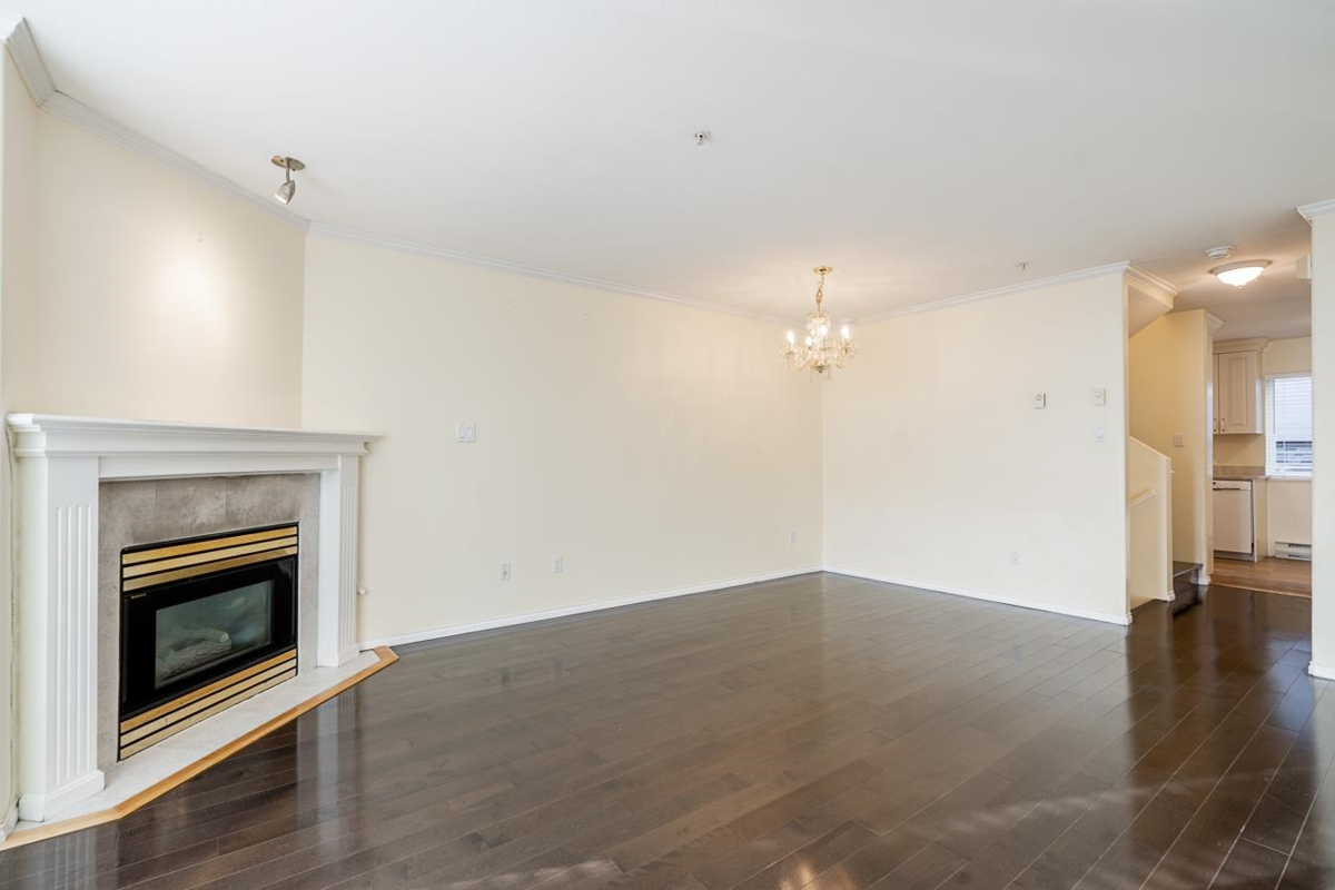 Loft / Bonus Room Photo of 103 624 Agnes Street, New Westminster, BC