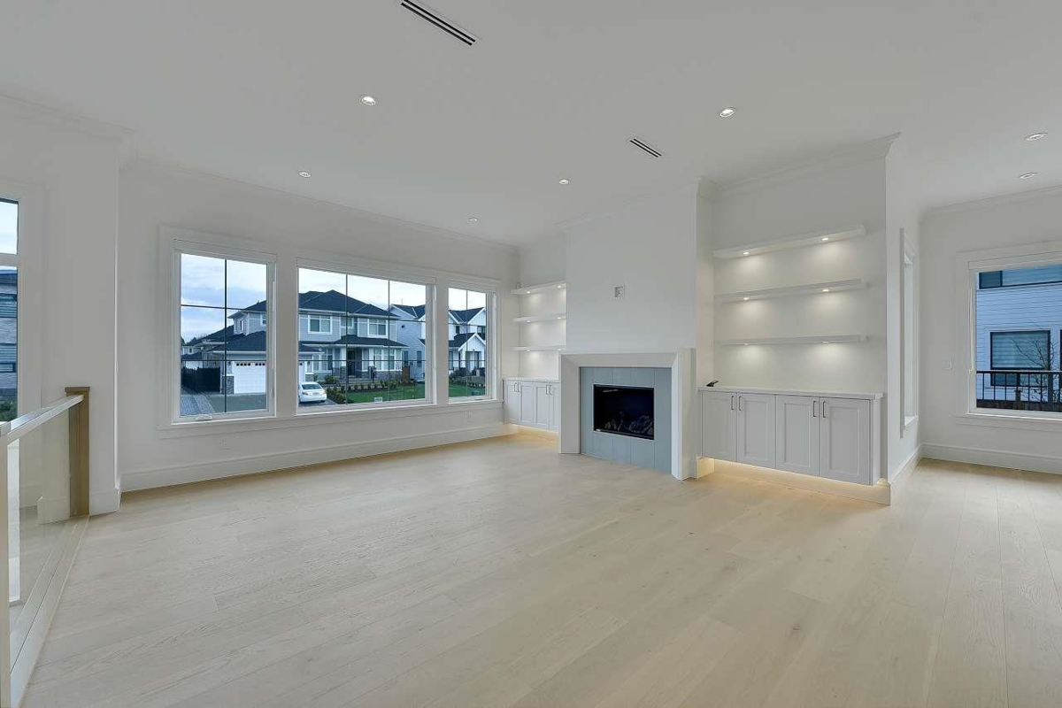 Family Room Photo of 19716 32a Avenue, Langley, BC