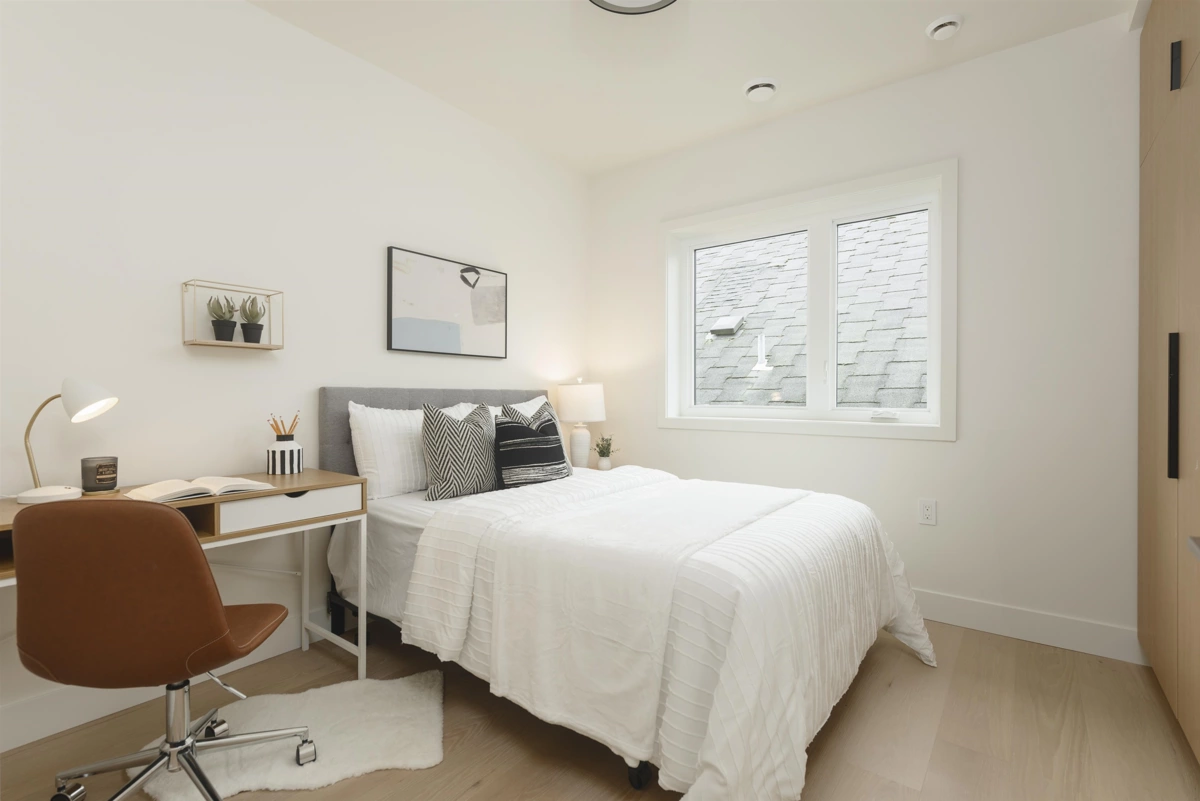 Basement Recreation Room Photo of 2 735 E 10th Avenue, Vancouver, BC