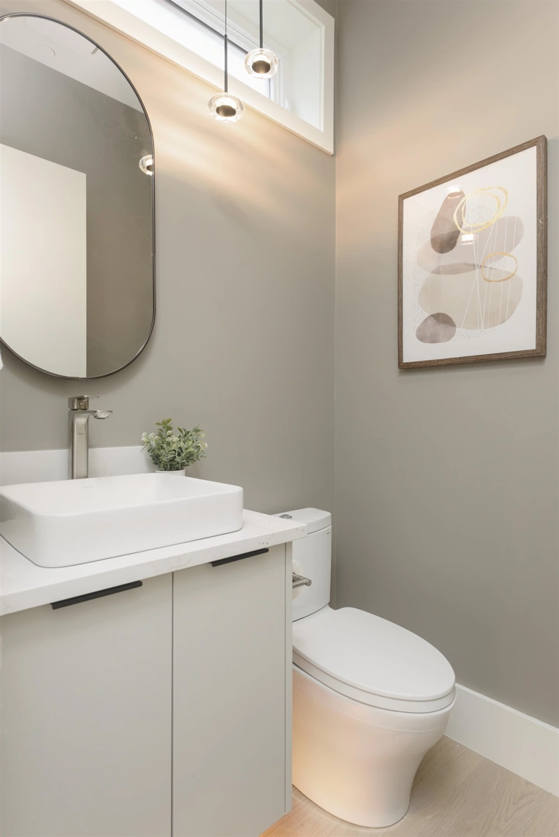 Bedroom 4 Photo of 2 735 E 10th Avenue, Vancouver, BC