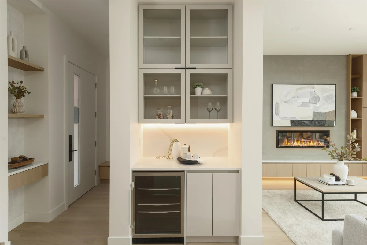 Primary Bedroom Photo of 2 735 E 10th Avenue, Vancouver, BC