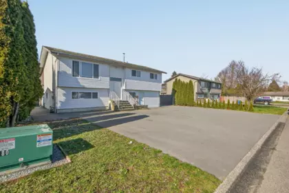 8923 Beryl Street, Chilliwack, BC, Chilliwack — Single Family Residence for sale