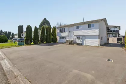 8923 Beryl Street, Chilliwack, BC, Chilliwack — Single Family Residence for sale