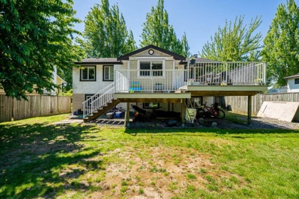 Hallway Photo of 17223 61b Avenue, Surrey, BC