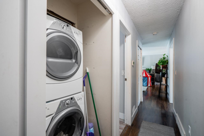 Laundry Room Photo of 17223 61b Avenue, Surrey, BC