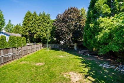 Mudroom Photo of 17223 61b Avenue, Surrey, BC