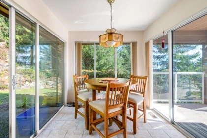 Basement Recreation Room Photo of 4815 Headland Close, West Vancouver, BC