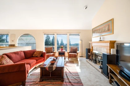 Primary Bedroom Photo of 4815 Headland Close, West Vancouver, BC