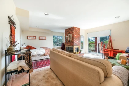 Swimming Pool Photo of 4815 Headland Close, West Vancouver, BC