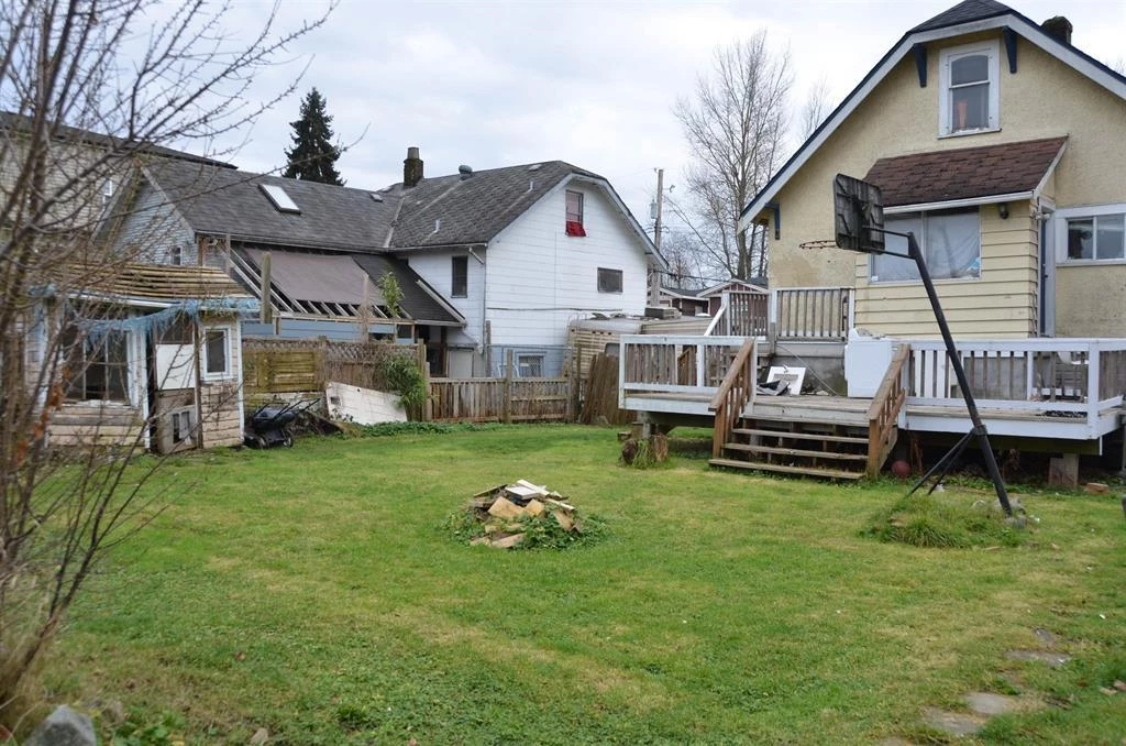 Exterior Rear Photo of 253 Boyne Street, New Westminster, BC