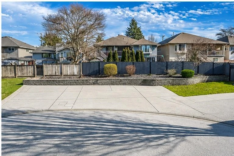 Living Room Photo of 19178 117a Avenue, Pitt Meadows, BC