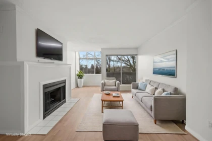 211 7471 Blundell Road, Richmond, BC, Richmond — Apartment/Condo for sale