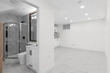 Garage Interior Photo of 333 E 64th Avenue, Vancouver, BC