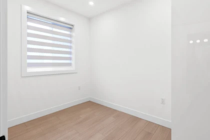 Office / Den Photo of 333 E 64th Avenue, Vancouver, BC