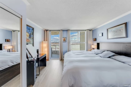 Bedroom 4 Photo of 1502 1250 Quayside Drive, New Westminster, BC