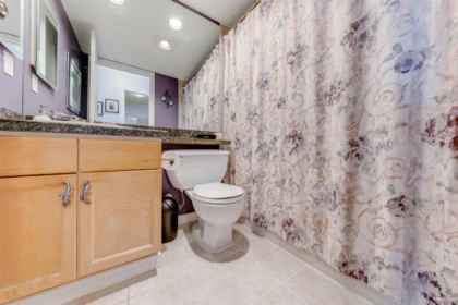 Powder Room Photo of 1502 1250 Quayside Drive, New Westminster, BC